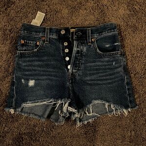Levi ribcage shorts
